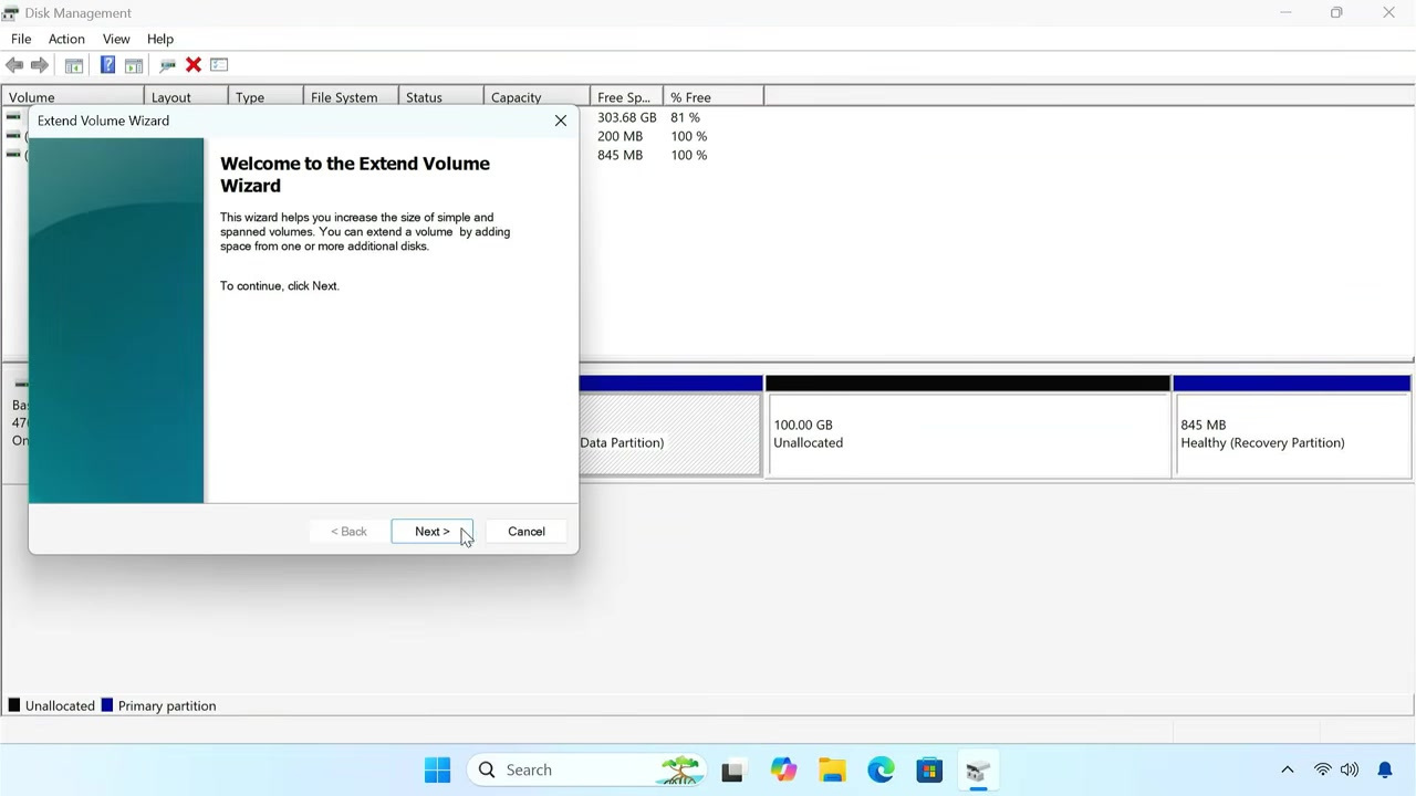 Windows Extend Volume Wizard beside unallocated disk space