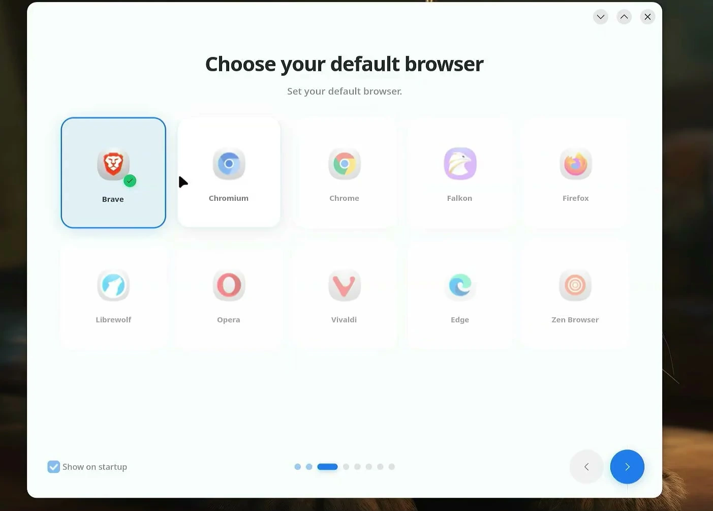 BigLinux welcome wizard showing choices for the default web browser