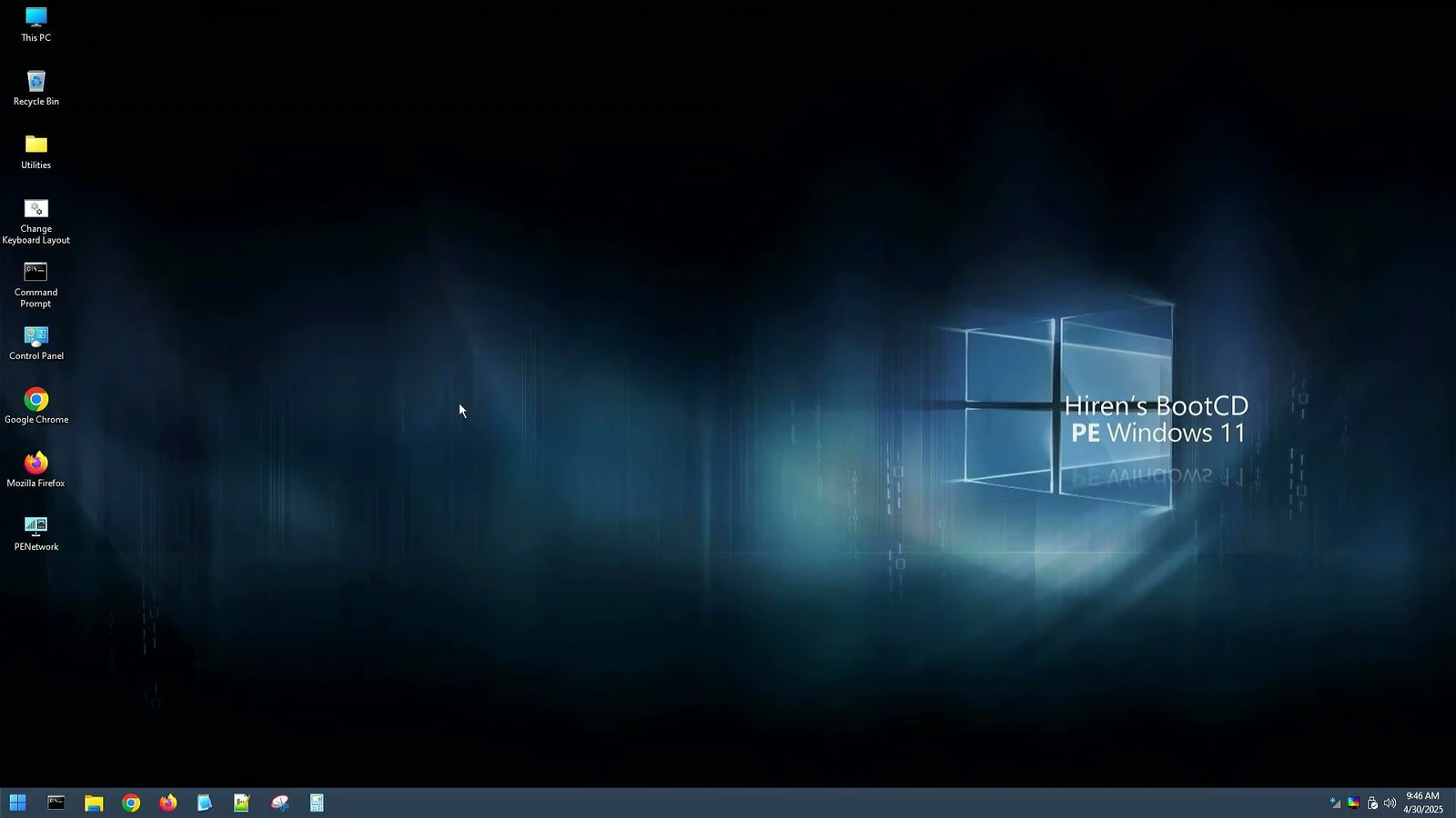 Hiren’s BootCD PE Windows 11 recovery desktop after booting from the USB drive.