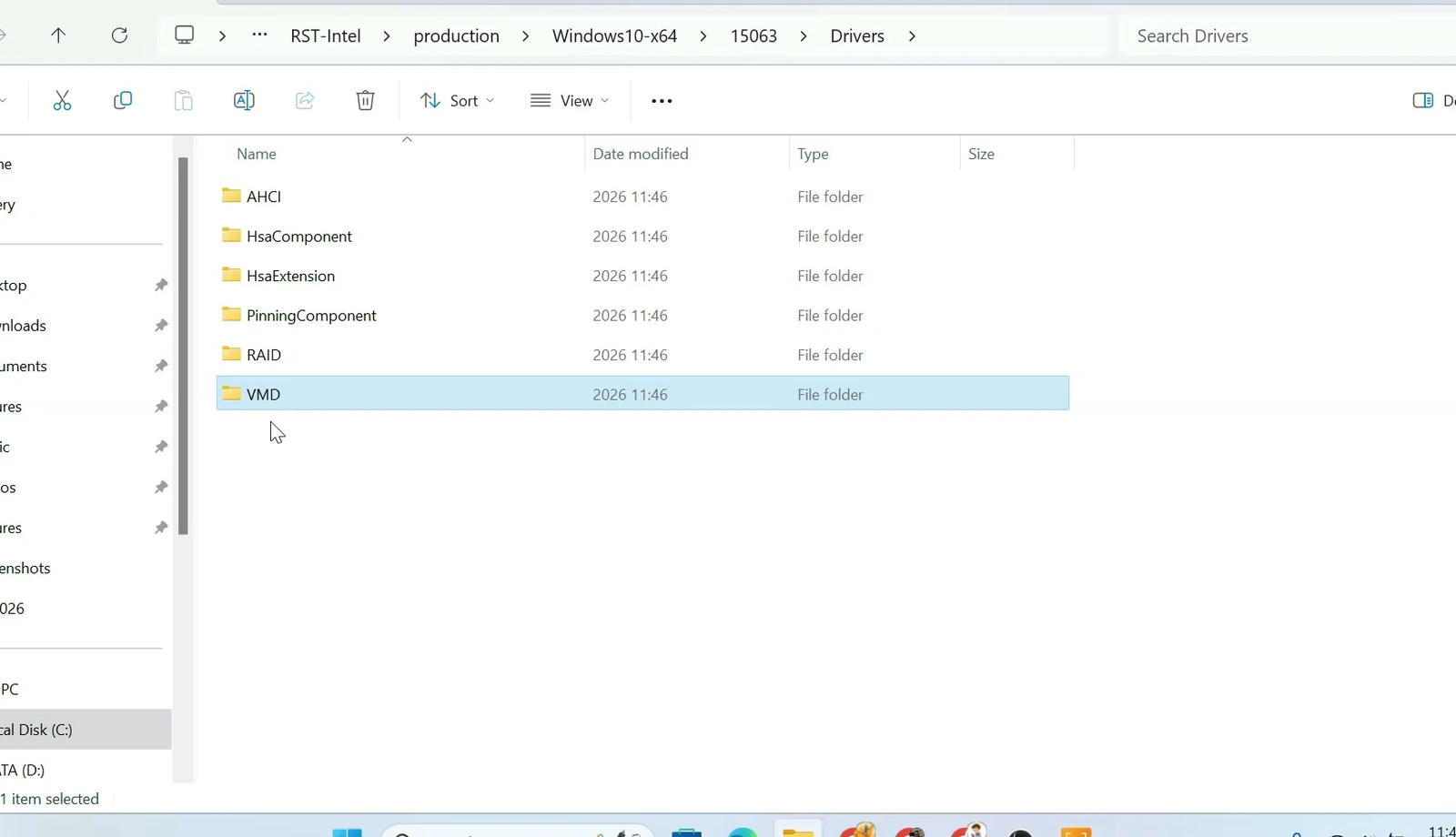 Extracted RST storage driver folders including VMD